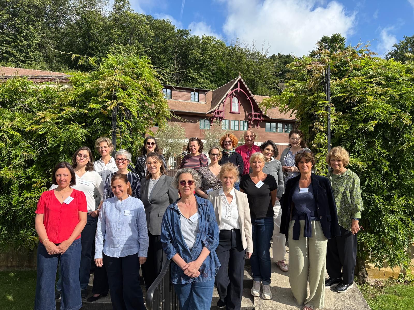 Participantes du séminaire Prendre des responsabilités de haut niveau 2026 au château de Romainville